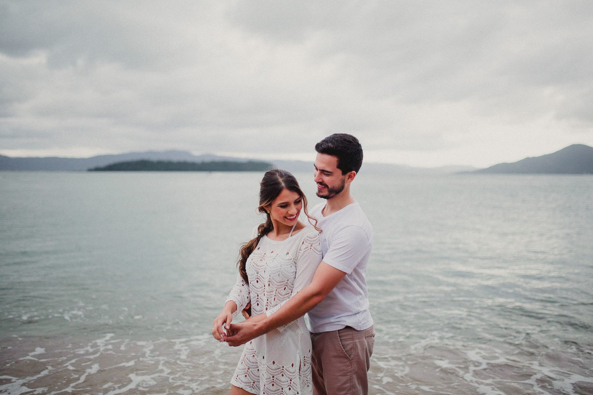 Foto victória e gabriel | sessão pré casamento | florianópolis - sc - brasil Foto victória e gabriel | sessão pré casamento | florianópolis - sc - brasil - Imagem 82