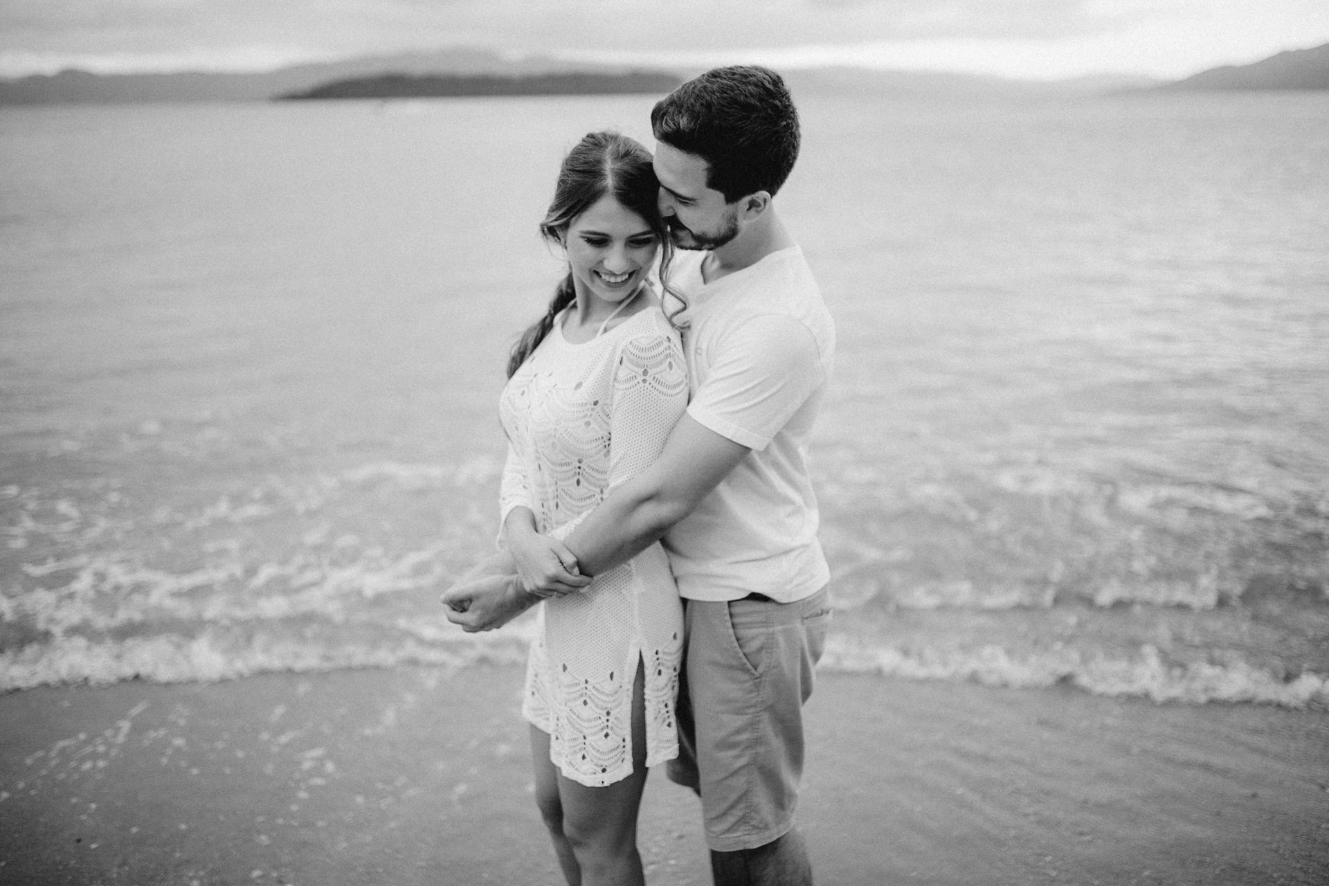 Foto victória e gabriel | sessão pré casamento | florianópolis - sc - brasil Foto victória e gabriel | sessão pré casamento | florianópolis - sc - brasil - Imagem 83